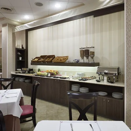 Hotel Maestranza