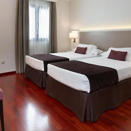 Maestranza Hotel 4*