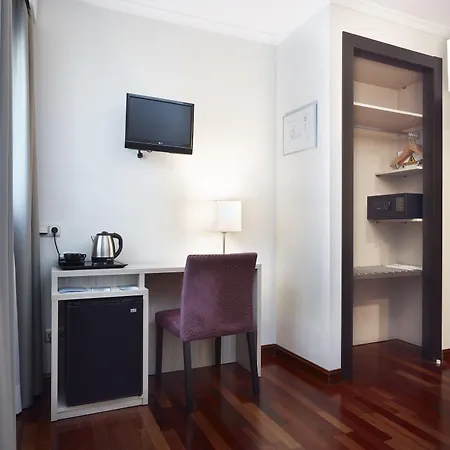 Отель Maestranza