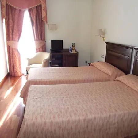 Hotel Maestranza